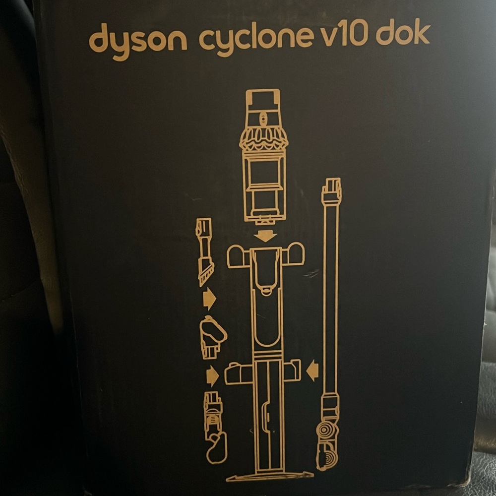 Dyson cyclone V10 dok